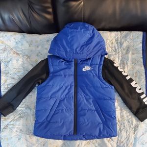 Nike puffer vest with sleeves